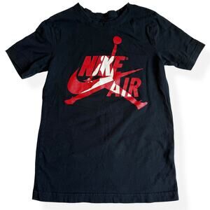 Nike Jordan Boys Air Jumpman Classic Graphic T-Shirt Medium
